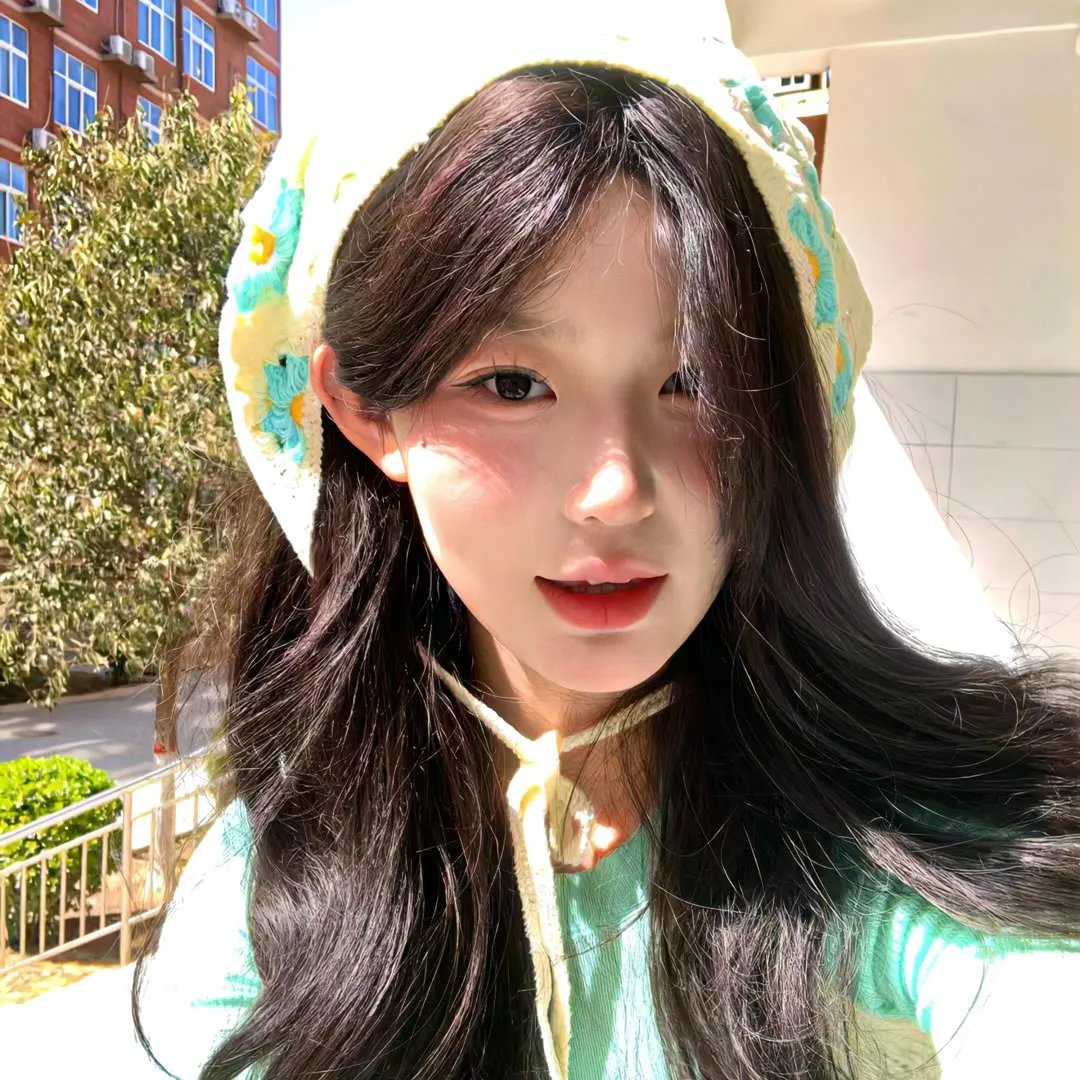 深锁春光一院愁